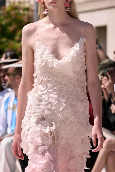 Look 111